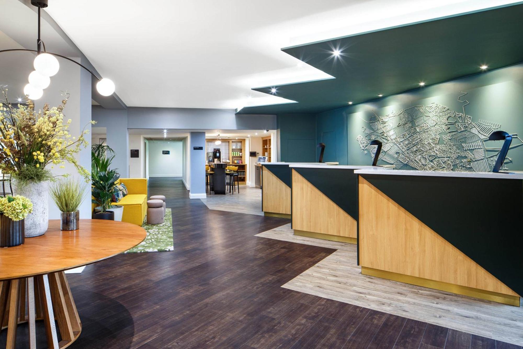 Delta Hotels By Marriott Milton Keynes Esterno foto