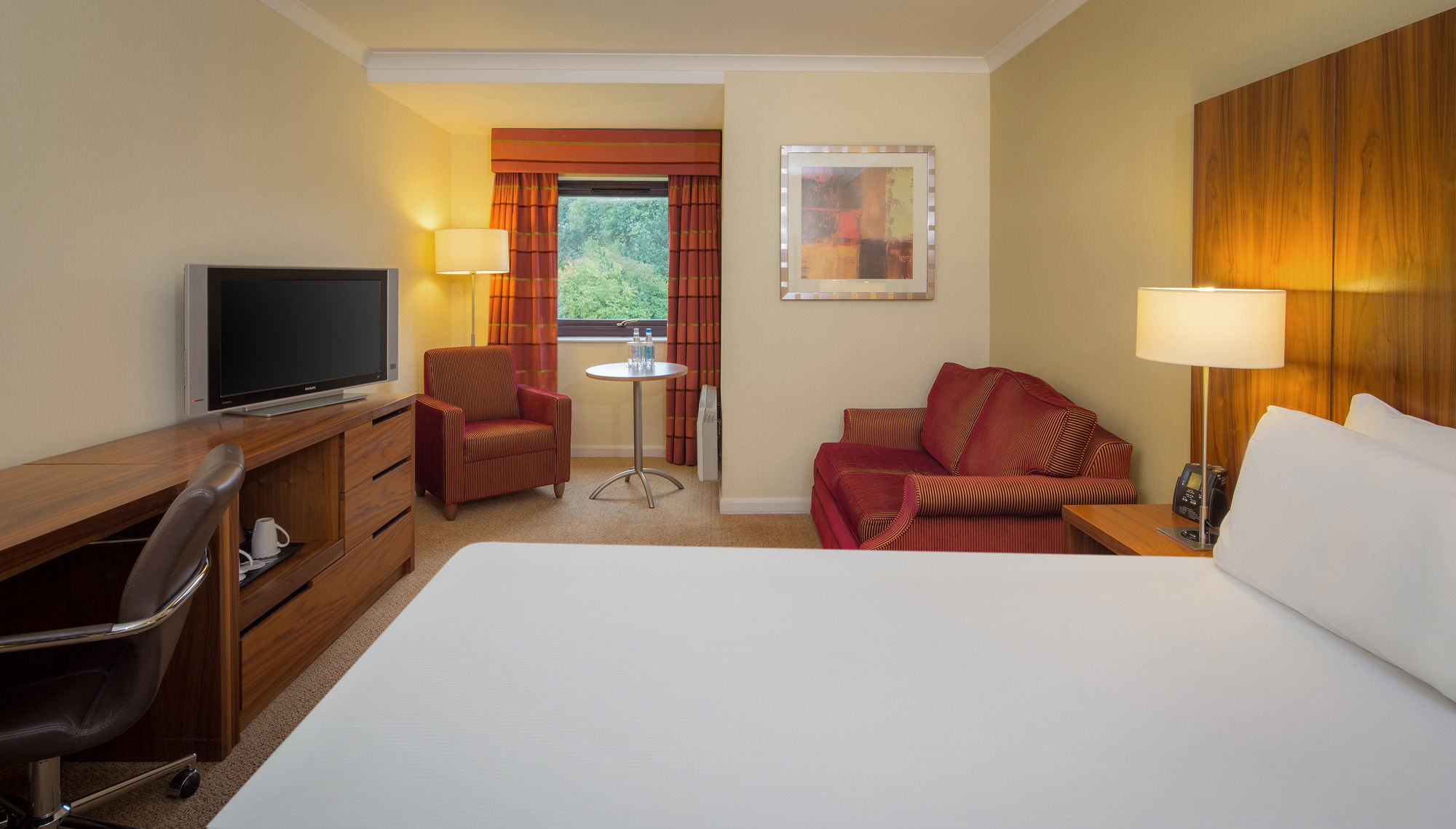 Delta Hotels By Marriott Milton Keynes Esterno foto